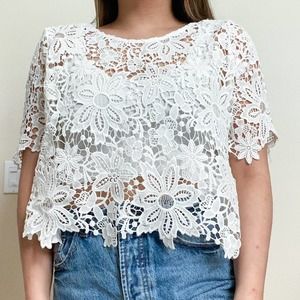 Abercrombie lace crop top
